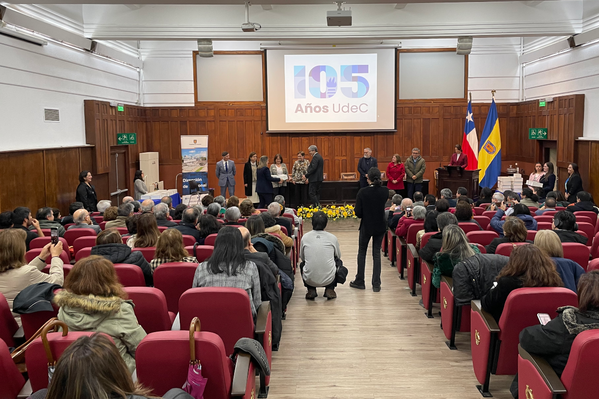 UdeC realizó ceremonia de reconocimiento al personal que se acoge a retiro