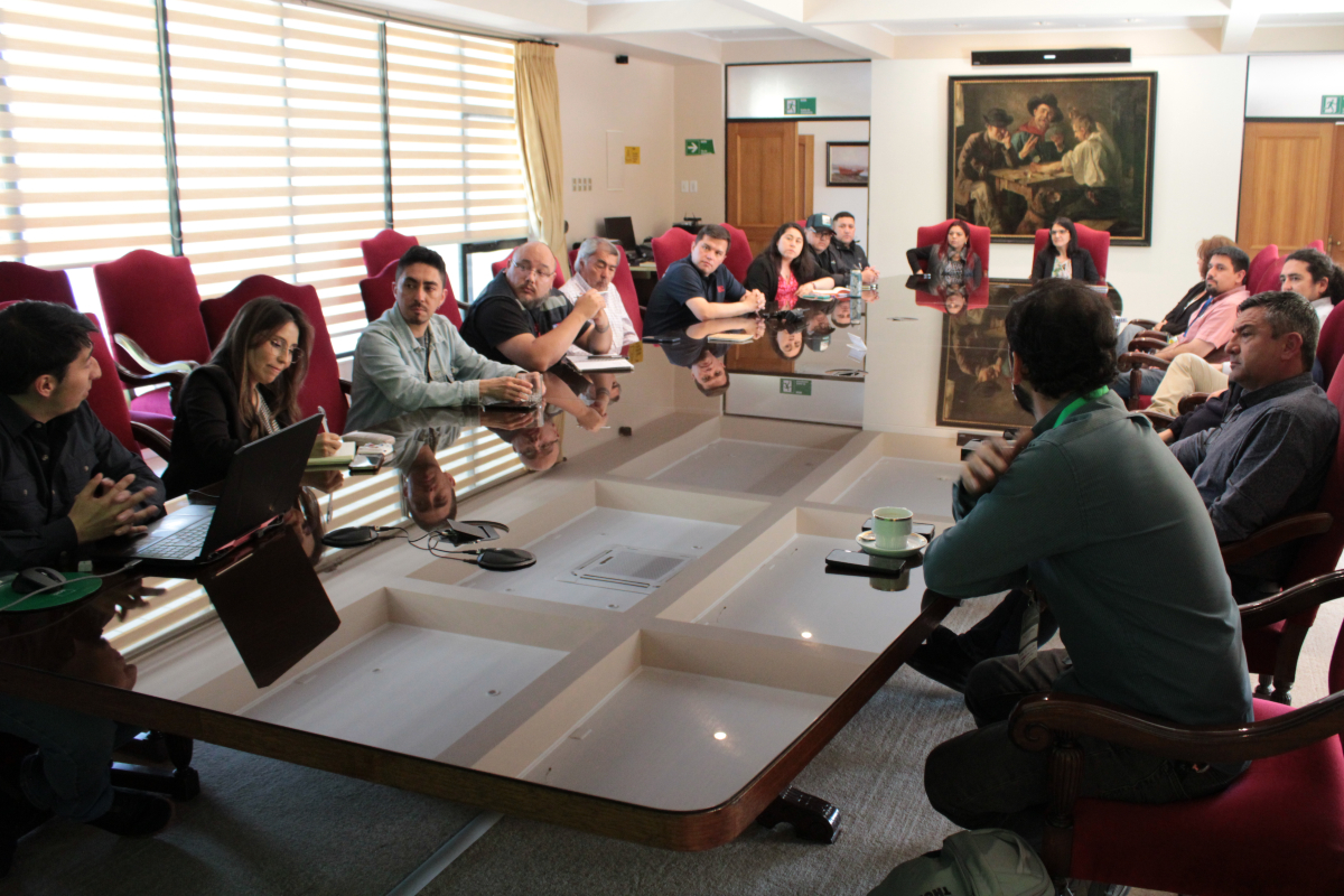 UdeC articula colaboración con instituciones y organismos vecinales para fortalecer prevención de incendios forestales