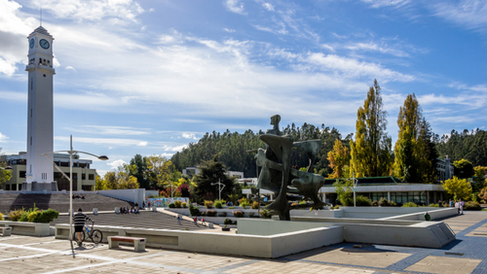 Agencia mejora calificación de Universidad de Concepción y destaca positivo aporte de Lotería a la generación de Ebitda